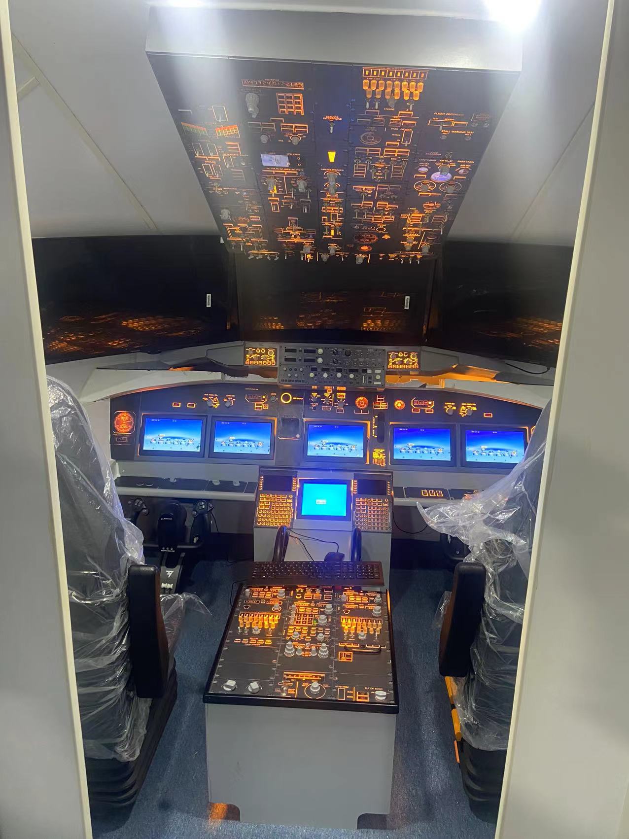 大型飛機(jī)模型 定制仿真飛機(jī)模型 教學(xué)模擬艙廠家 日升出品