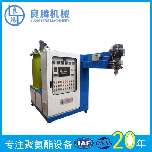 彈性體澆注機(jī) 高溫彈性體澆注機(jī) 管道保溫發(fā)泡連續(xù)澆注發(fā)泡機(jī) 管道保溫發(fā)泡連續(xù)澆注發(fā)泡機(jī)