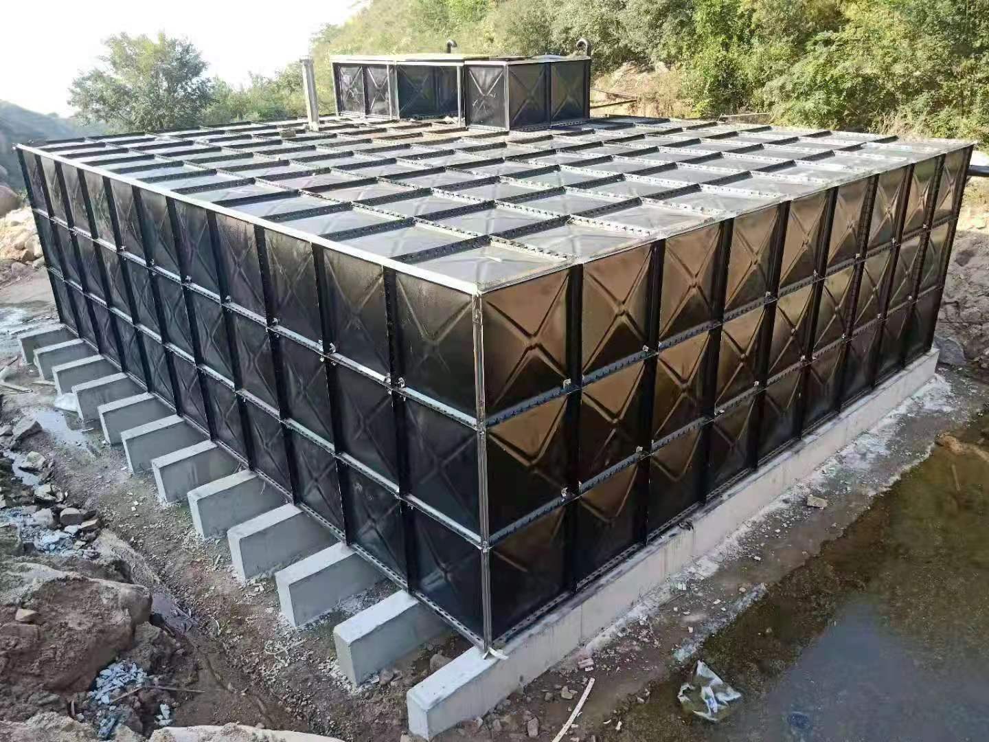 河北供應地埋式水箱廠家-價格-報價-河北鴻澤環(huán)保設備有限公司