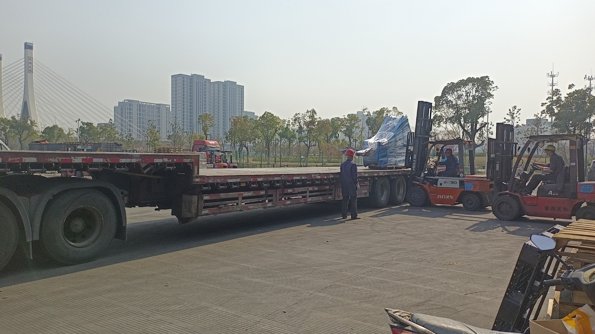 蘇州到德宏大件公路 整車零擔(dān) 家具物流 轎車托運 危險品專線 化工運輸公司 蘇州往德宏長途直達(dá)