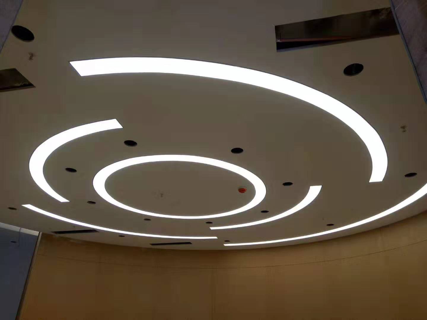 廈門軟膜天花批發(fā)價格  廈門軟膜天花供應(yīng)商  廈門軟膜天花報價