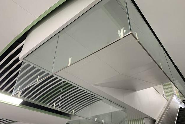 四川固定式剛性擋煙垂壁