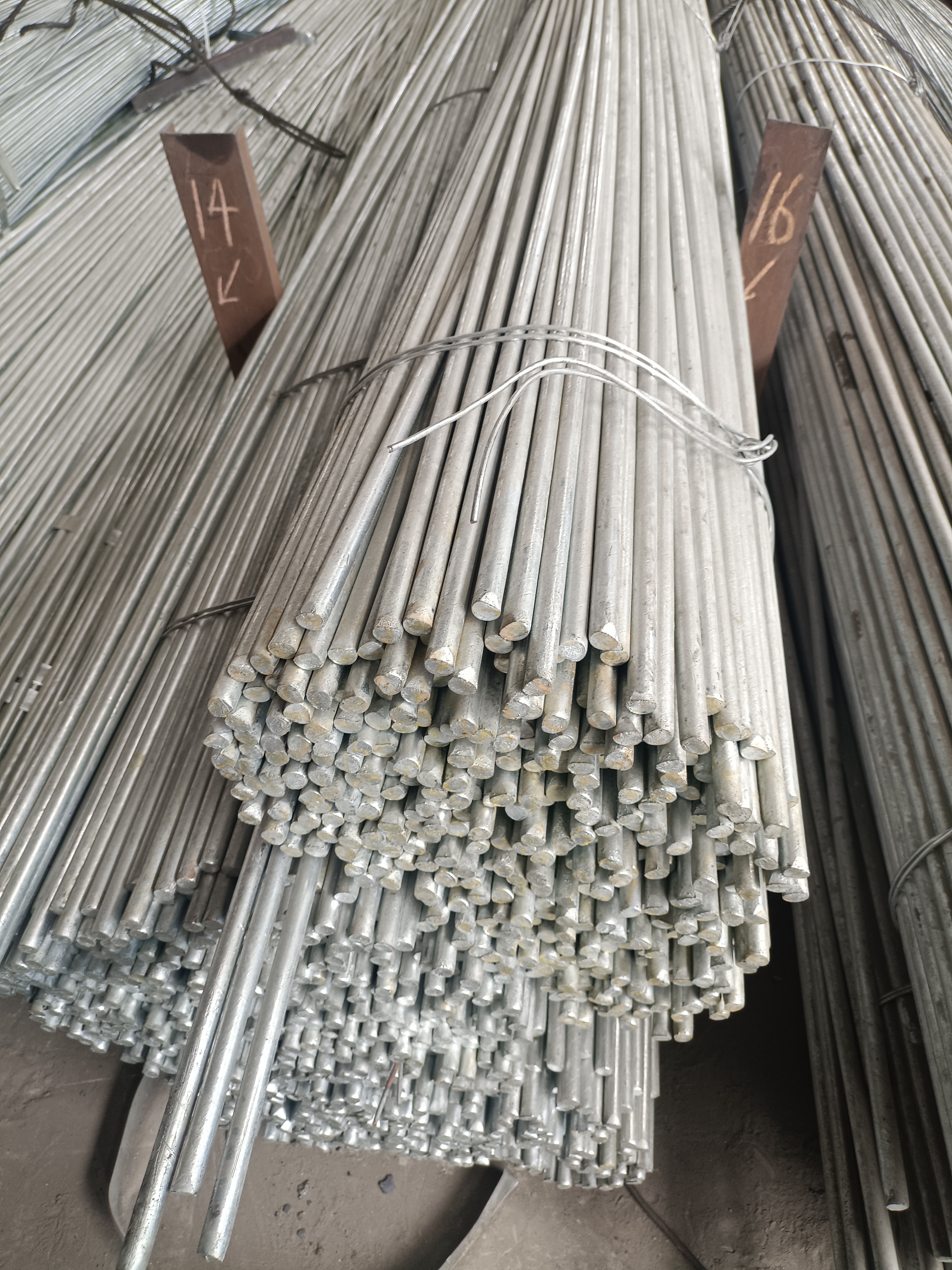 鍍鋅圓鋼廠家 鍍鋅圓鋼價(jià)格