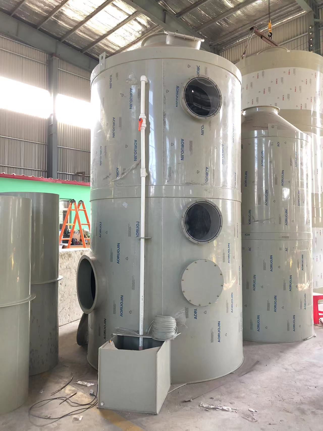 多種材質(zhì)噴淋塔非標(biāo)定制廢氣玻璃鋼噴淋塔不銹鋼冷卻塔廠價(jià)直銷