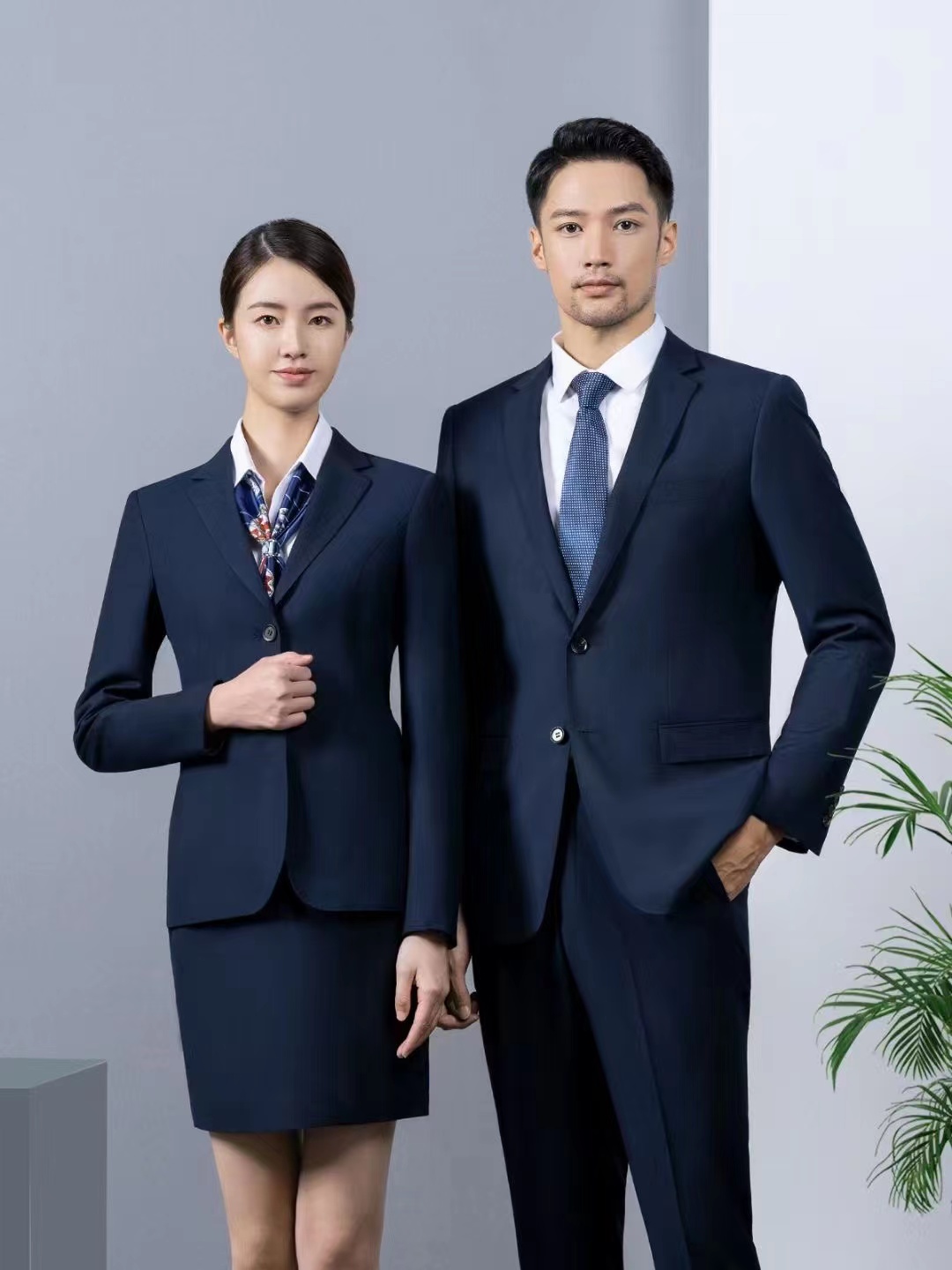 南京男士西裝定制，南京女士西裝定制，南京西裝量身定做