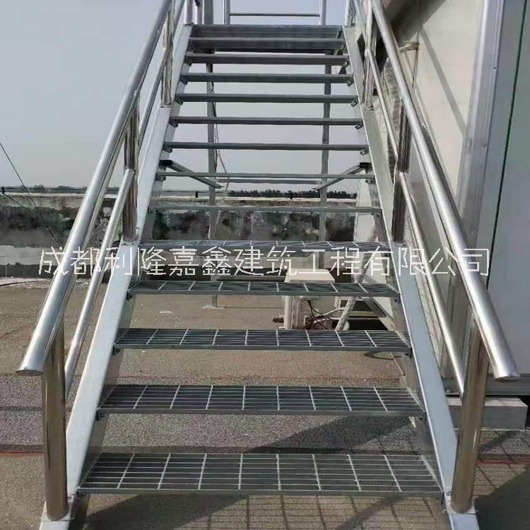 成都钢楼梯 钢结构楼梯 别墅室内外梯步 钢结构旋转楼梯