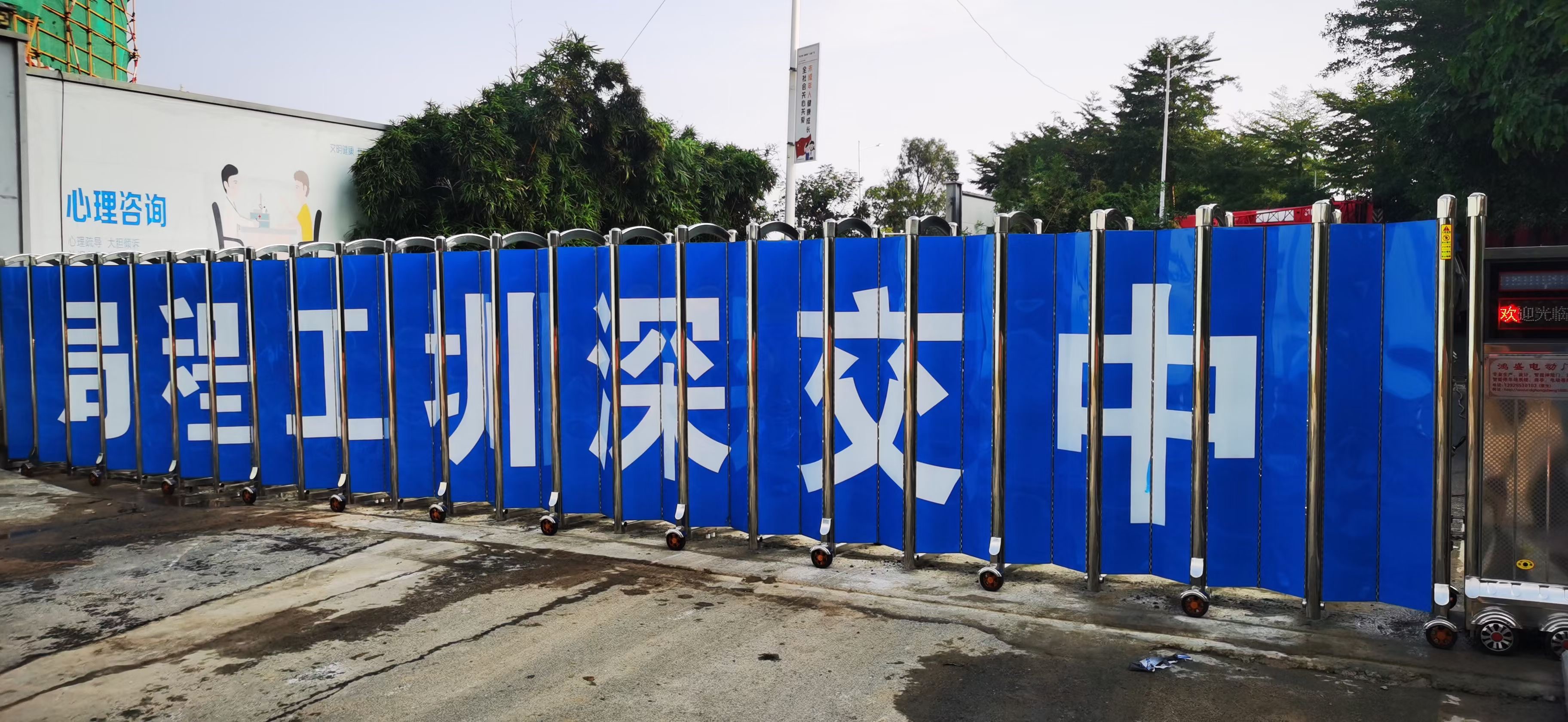 石灣伸縮門電動(dòng)伸縮門廠家智能車牌識(shí)別伸縮門 段滑門工業(yè)么門 石灣伸縮門電動(dòng)伸縮門廠家