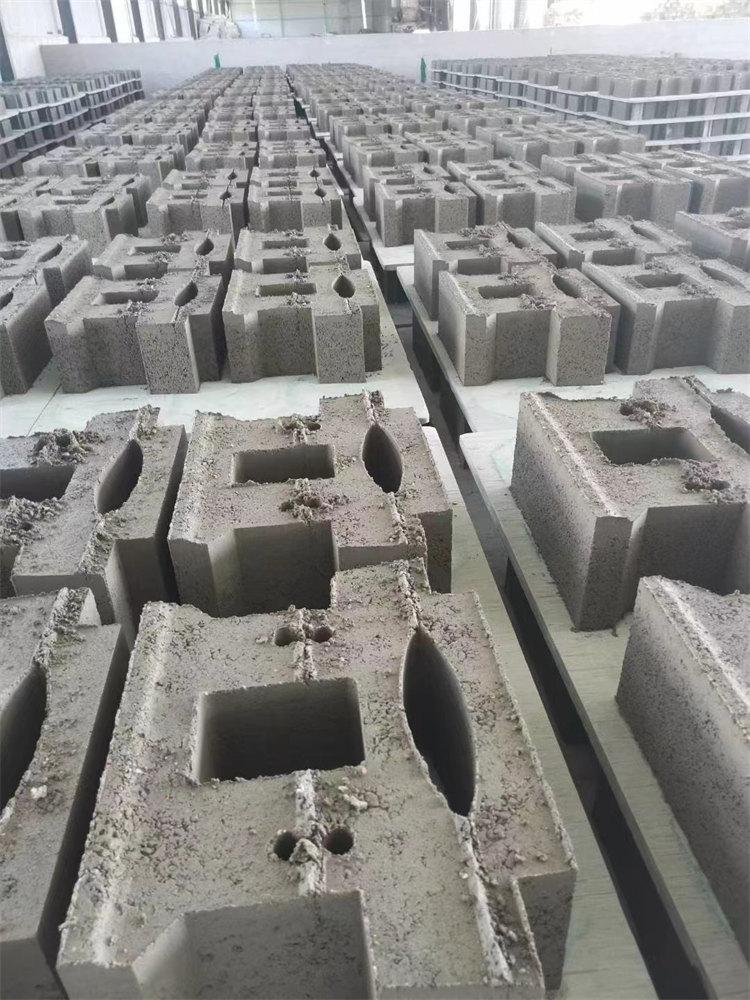 河南河道護(hù)坡水工磚選【百元水泥制品】,規(guī)格齊全