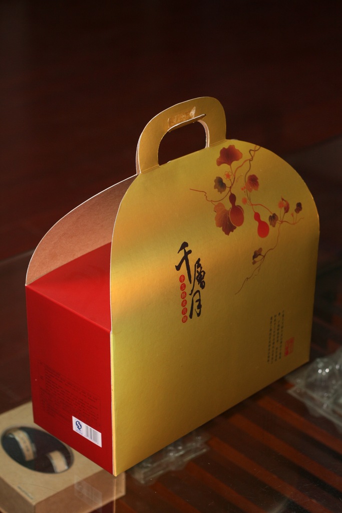 供應(yīng)鋁箔紙包裝盒鋁箔紙磨砂UV印刷