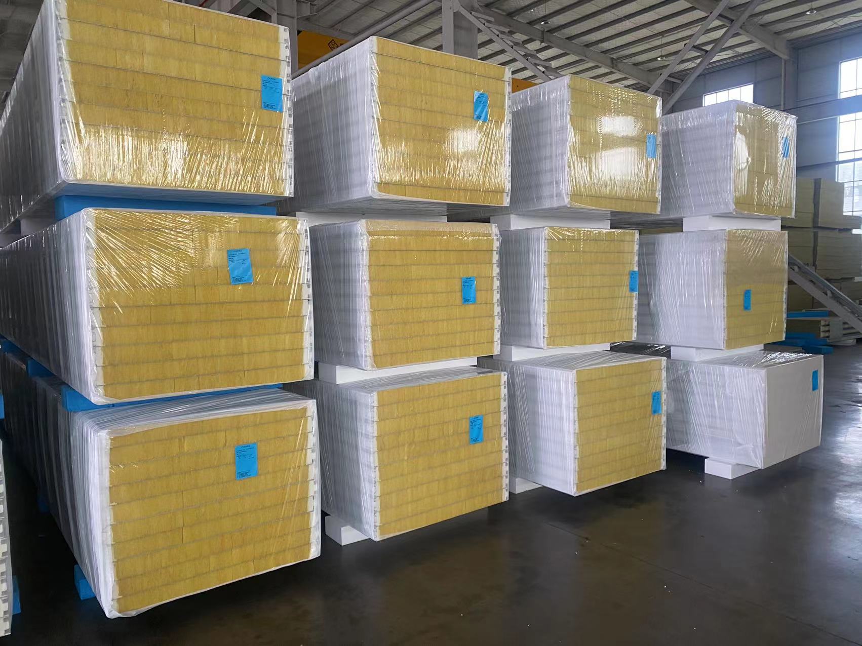 玻璃棉彩鋼夾芯板 玻璃棉板墻體隔音隔熱板