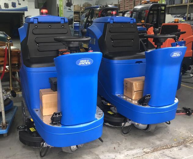 深圳駕駛式洗地機(jī)出售-生產(chǎn)廠家-報(bào)價(jià)-工廠  工業(yè)駕駛式洗地機(jī)