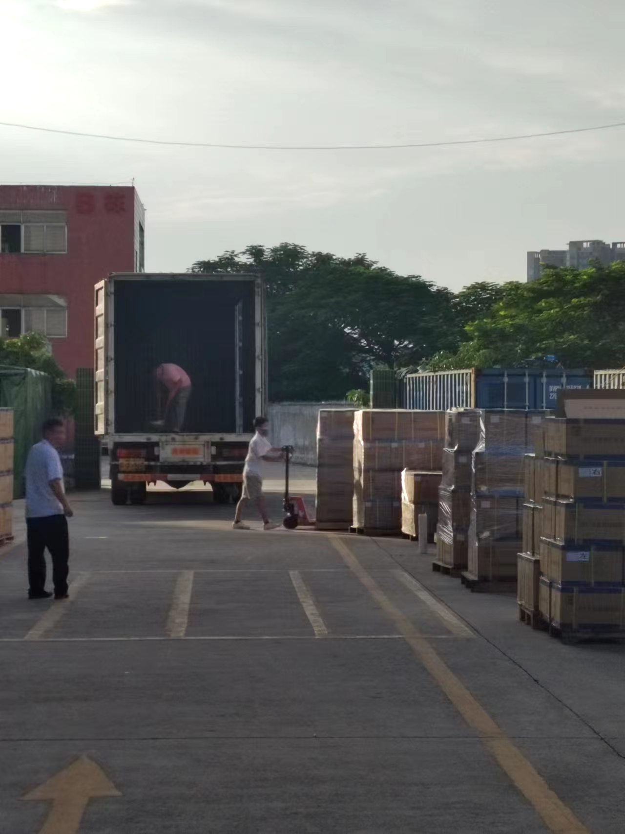 深圳東莞到杭州長途專線 整車物流 零擔運輸 轎車托運 大件運輸全國各地    深圳發(fā)往杭州公路運輸