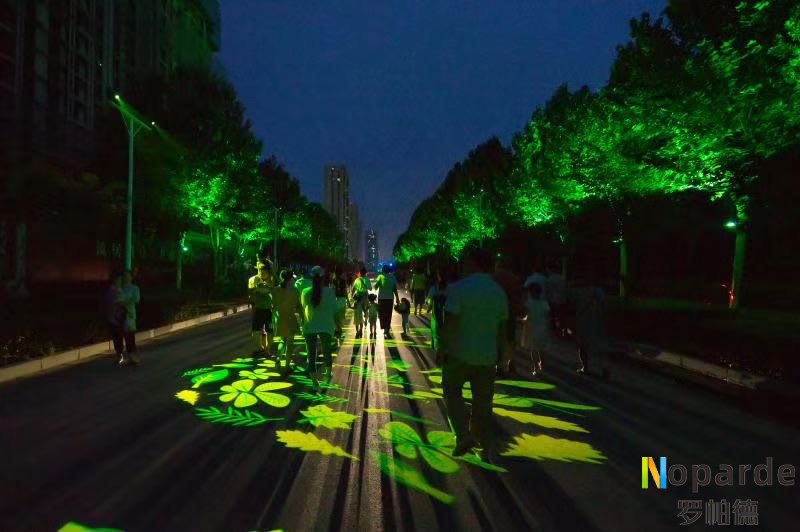 戶外視頻投影機店鋪門頭商場地面廣告