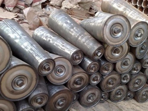 山東錐形調(diào)心托輥批發(fā)價(jià)-供應(yīng)商-報(bào)價(jià)-價(jià)格-多少錢【泰安博晟礦山機(jī)械有限公司】